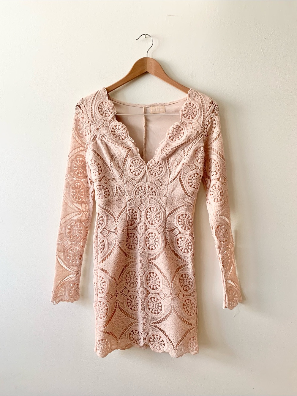 NEW Love Triangle Blush Lace Long-Sleeve Mini Dress